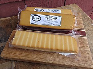 fox country smokehouse smoked horseradish cheddar cheese